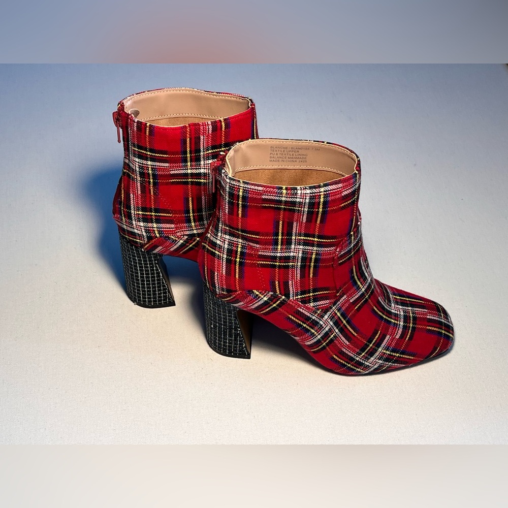 Betsey Johnson Retro Plaid Ankle Chunky Heels Boots